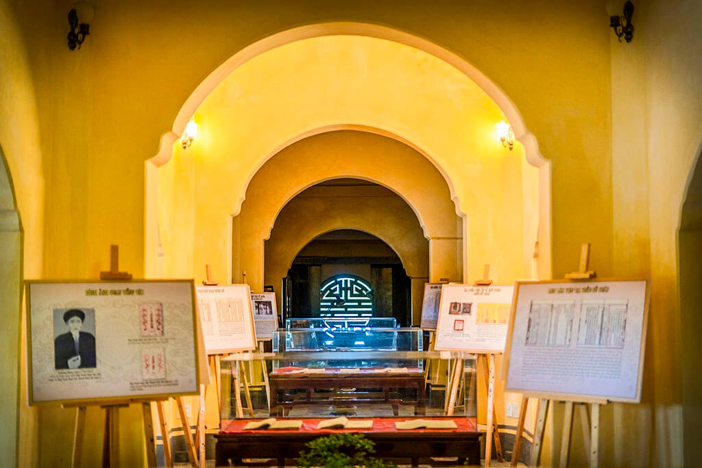 Experience Hue’s imperial knowledge in solitude